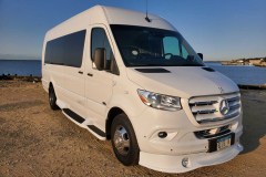 LI_Elite_Limo_White_Sprinter_Limo_44